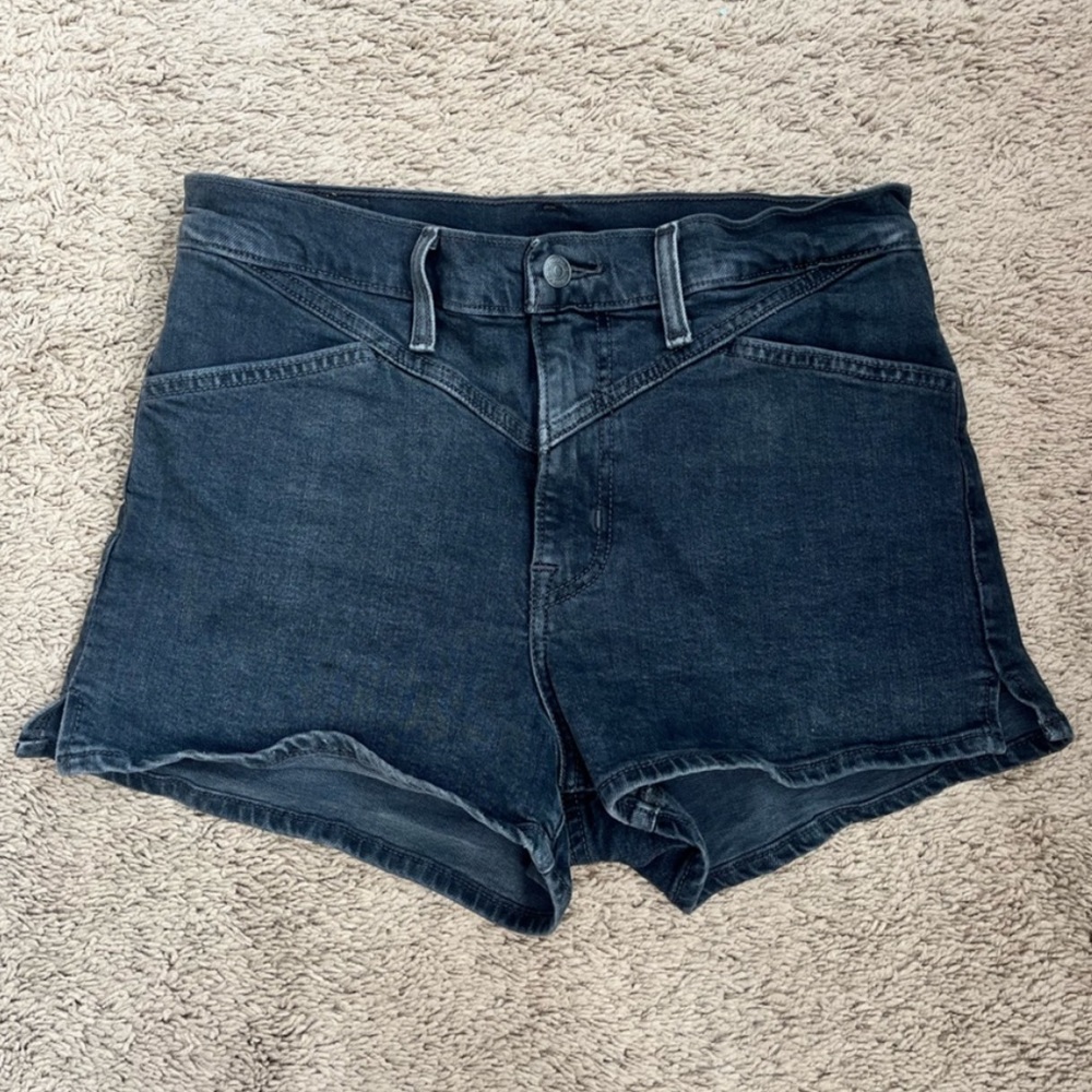 Levi’s shorts